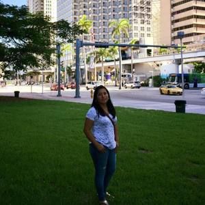 Meet your Posher, Petrita